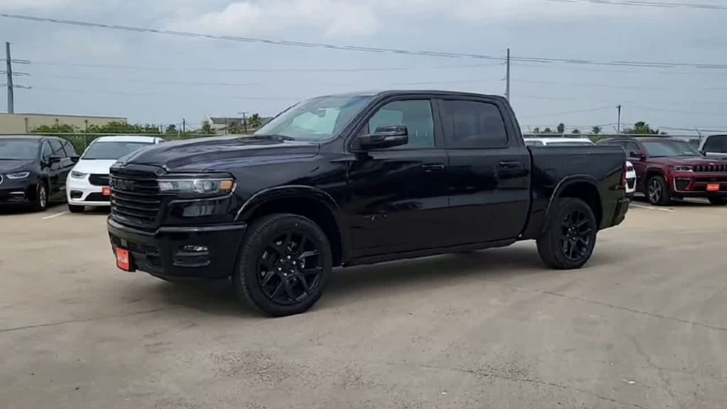 New 2026 Ram 1500 LARAMIE CREW CAB 4X4 5'7 BOX Pickup