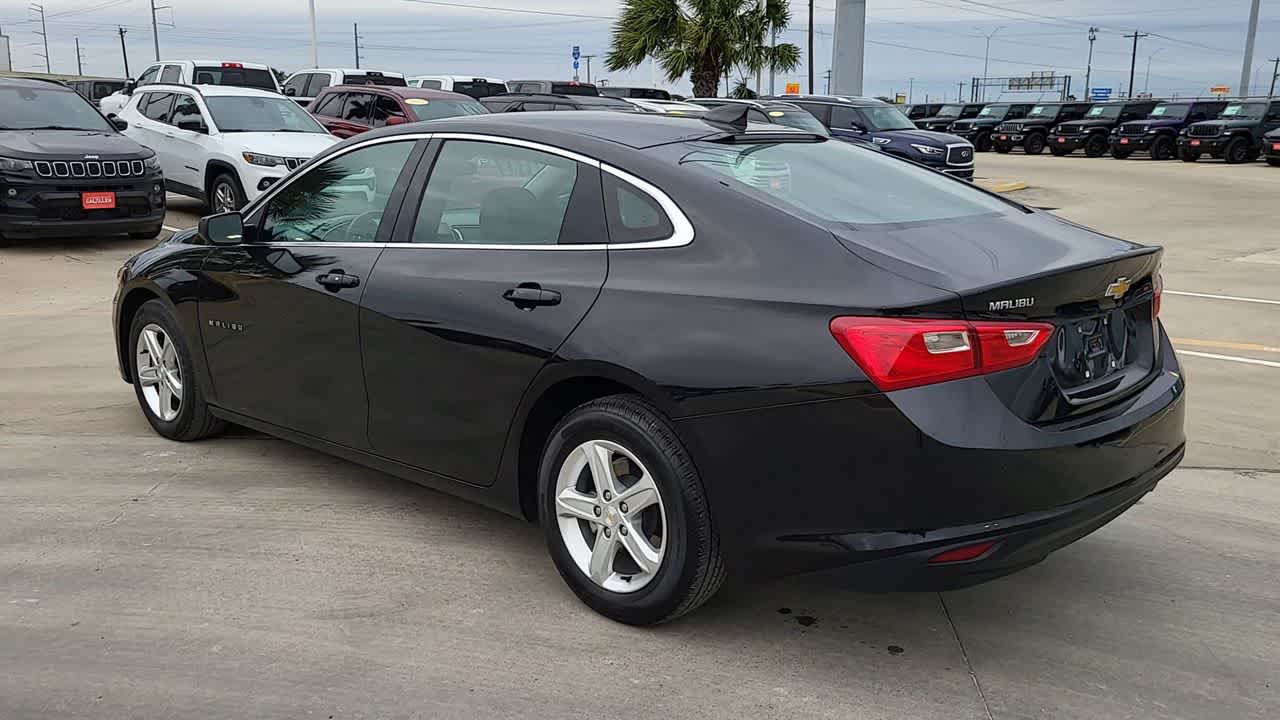 Thumbnail: 2024 Chevrolet Malibu - 6