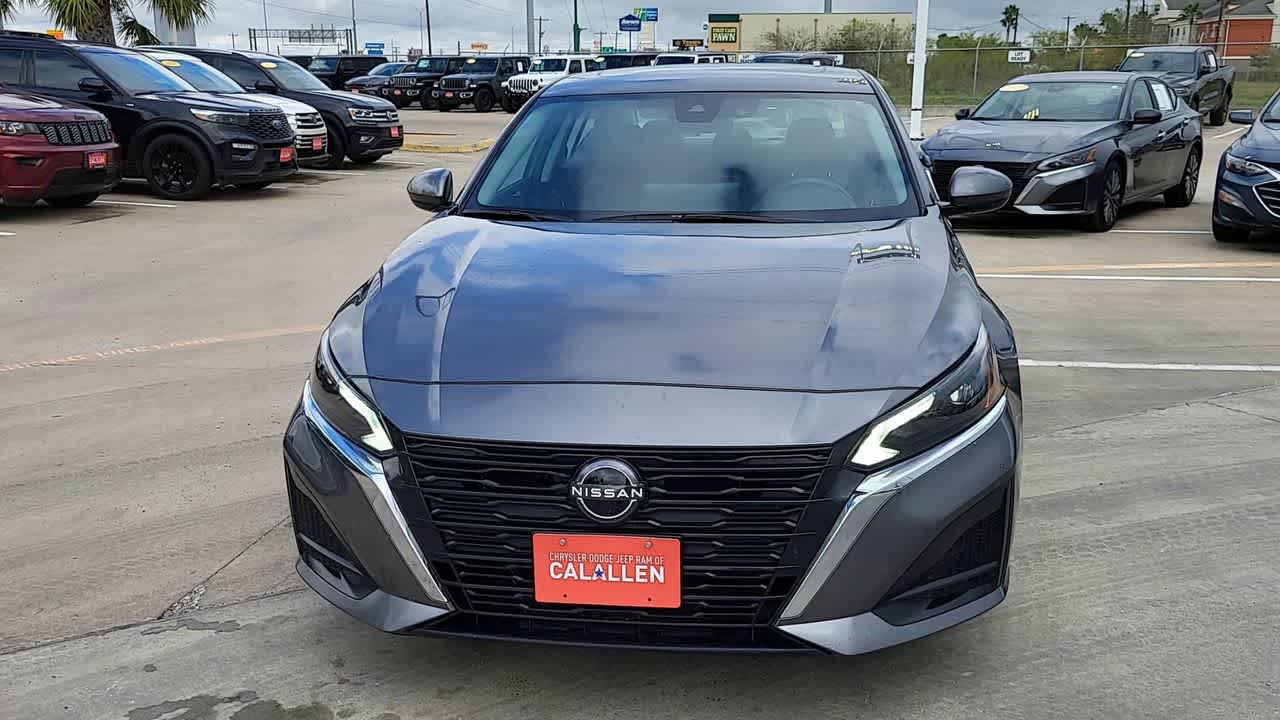 Thumbnail: 2024 Nissan Altima - 3