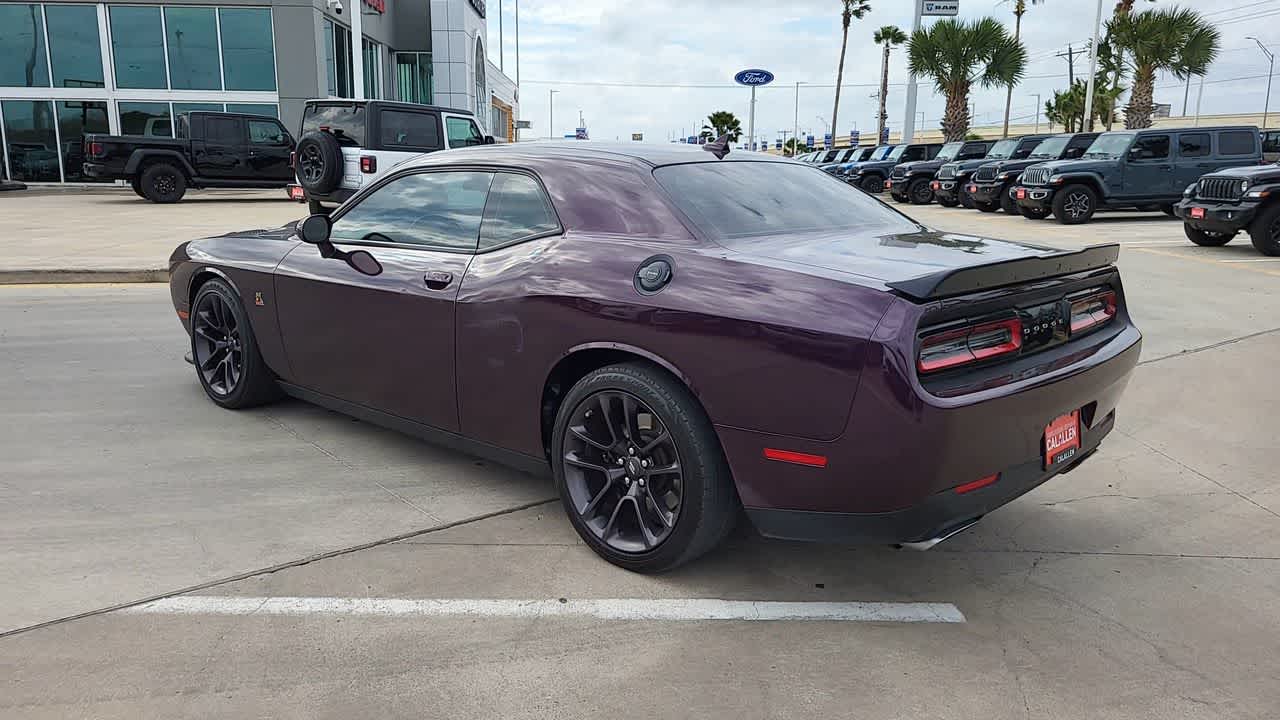 Thumbnail: 2022 Dodge Challenger - 6