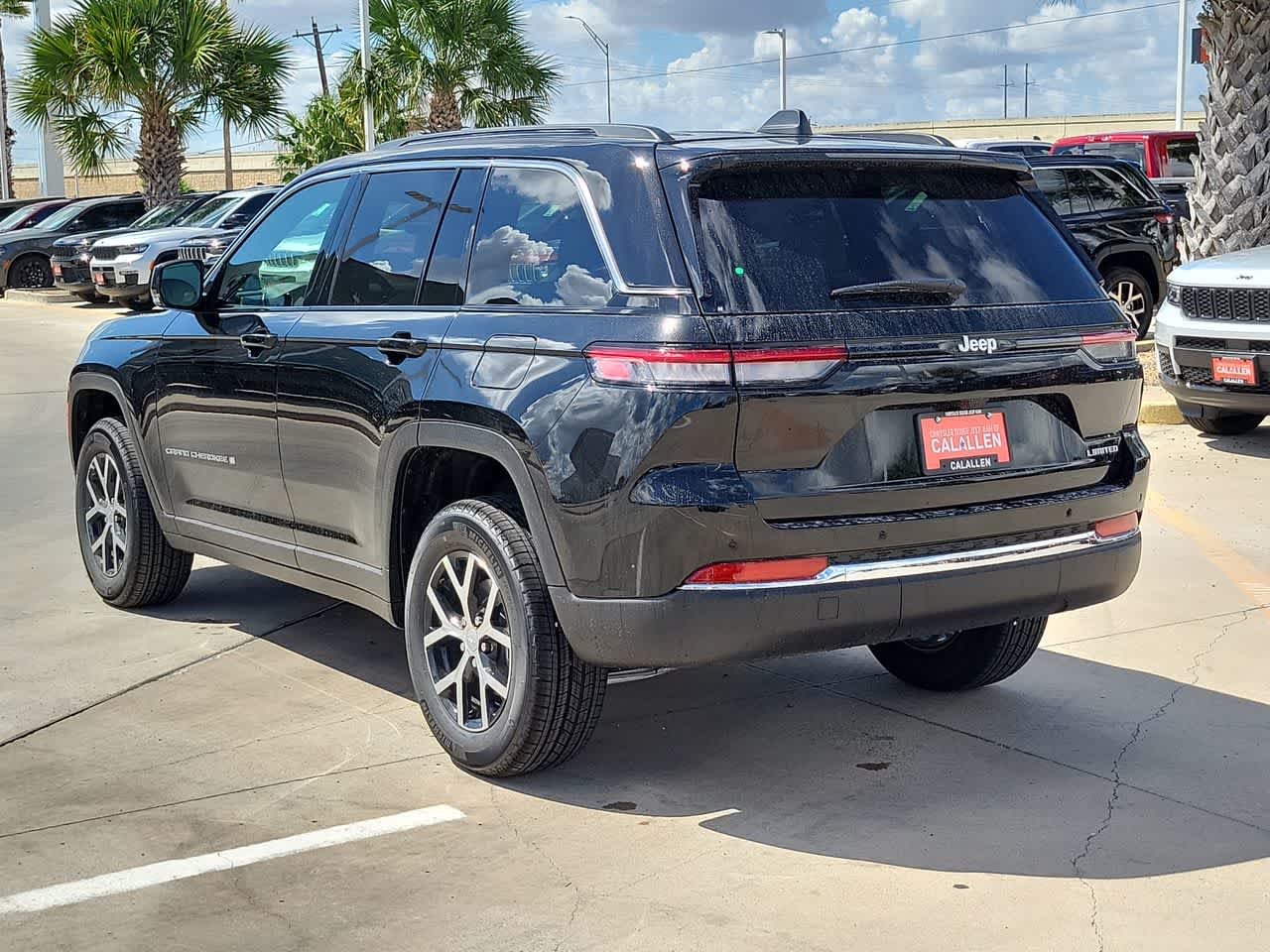 Thumbnail: 2025 Jeep Grand Cherokee - 12