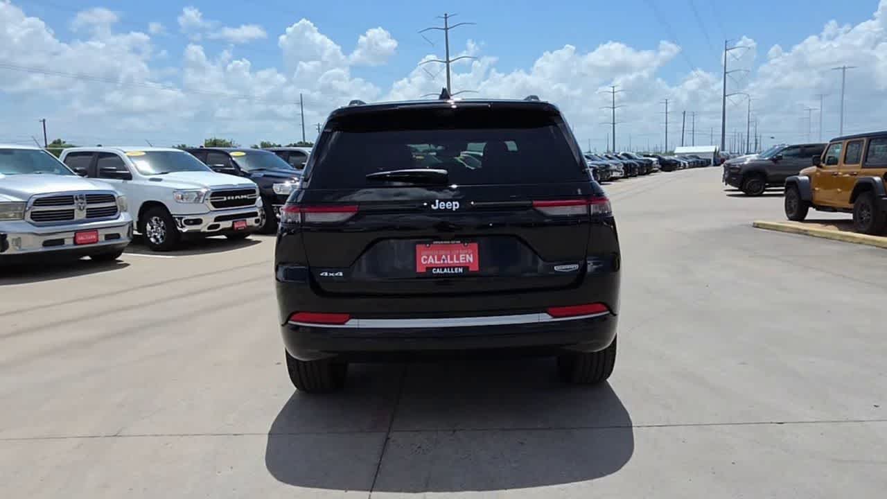 Thumbnail: 2026 Jeep Grand Cherokee - 7