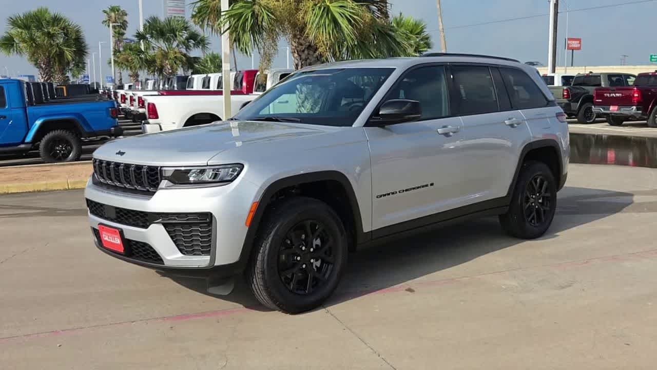 Thumbnail: 2026 Jeep Grand Cherokee - 4