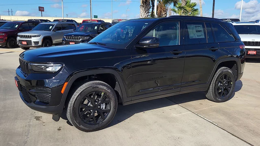 New 2025 Jeep Grand Cherokee ALTITUDE X 4X2 Sport Utility