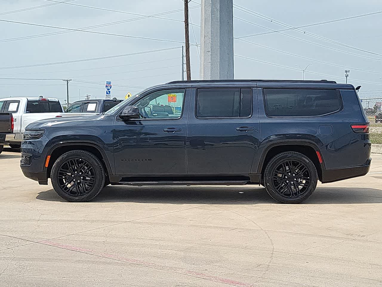 2024 Jeep Wagoneer Carbide 11
