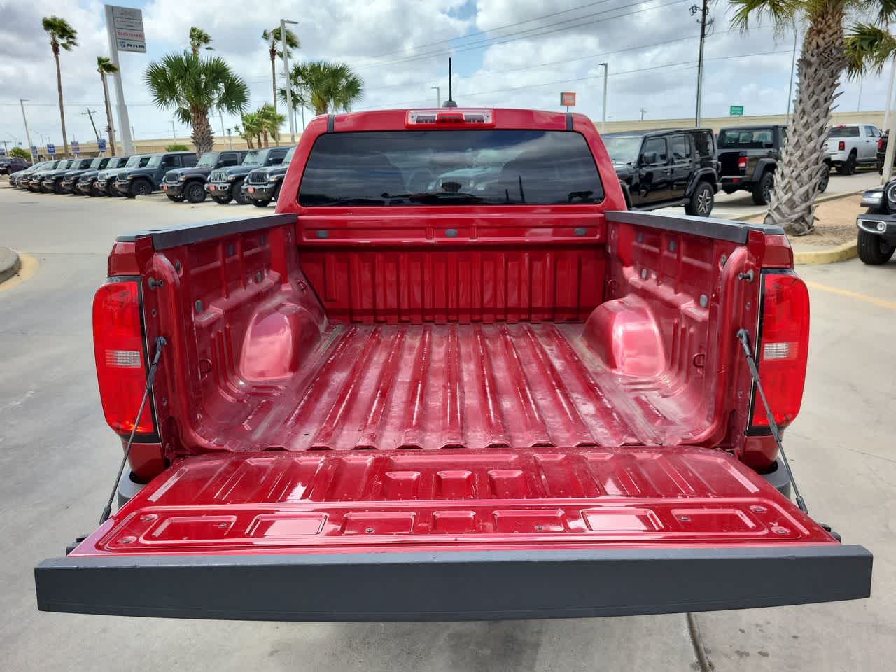 Thumbnail: 2021 Chevrolet Colorado - 27