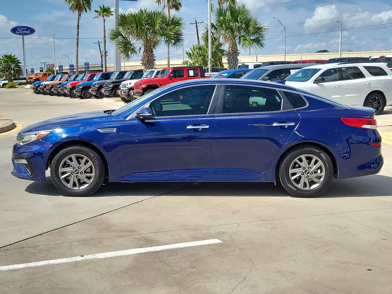 Thumbnail: 2019 Kia Optima - 11