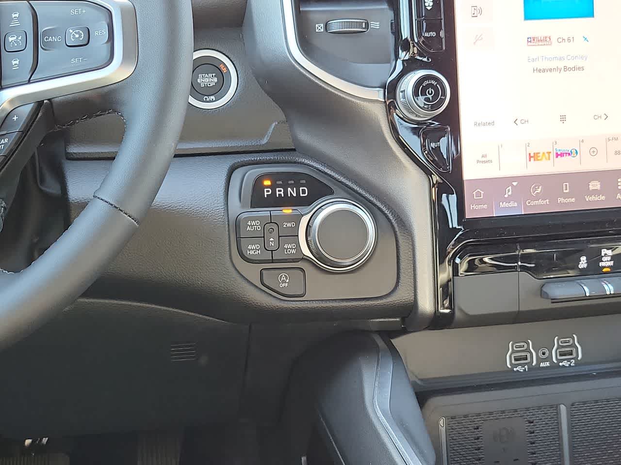 Thumbnail: 2026 RAM 1500 - 25