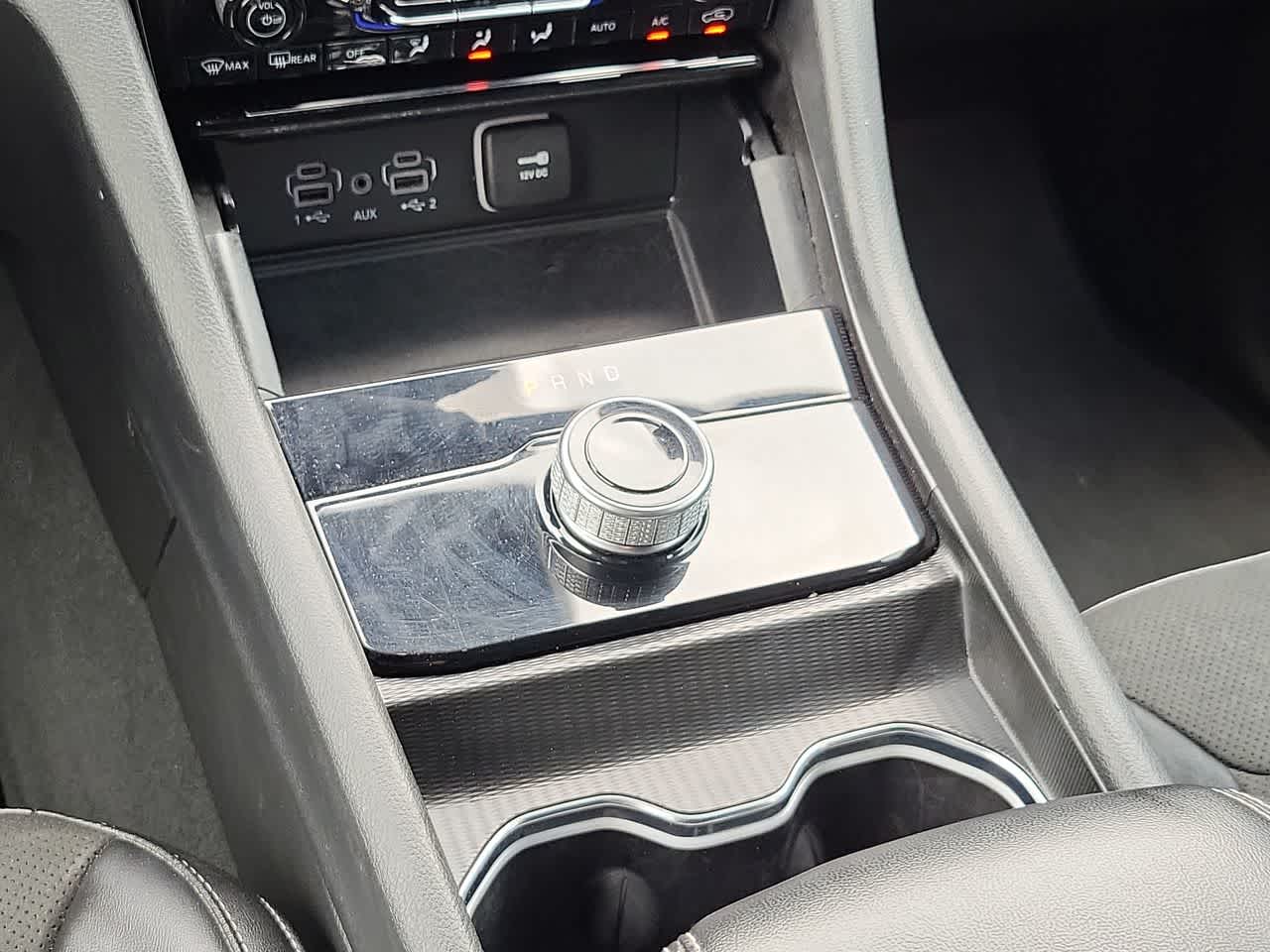 Thumbnail: 2024 Jeep Grand Cherokee - 25