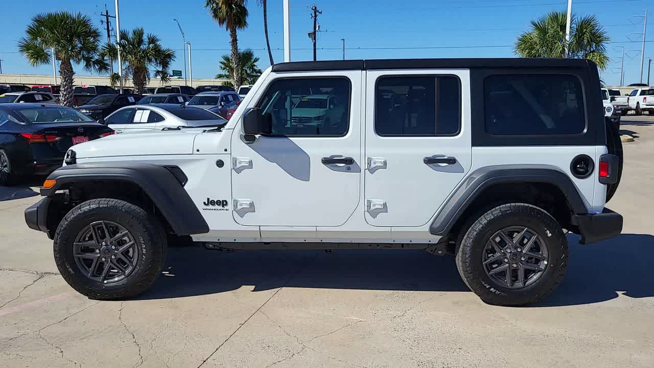 Thumbnail: 2026 Jeep Wrangler - 5