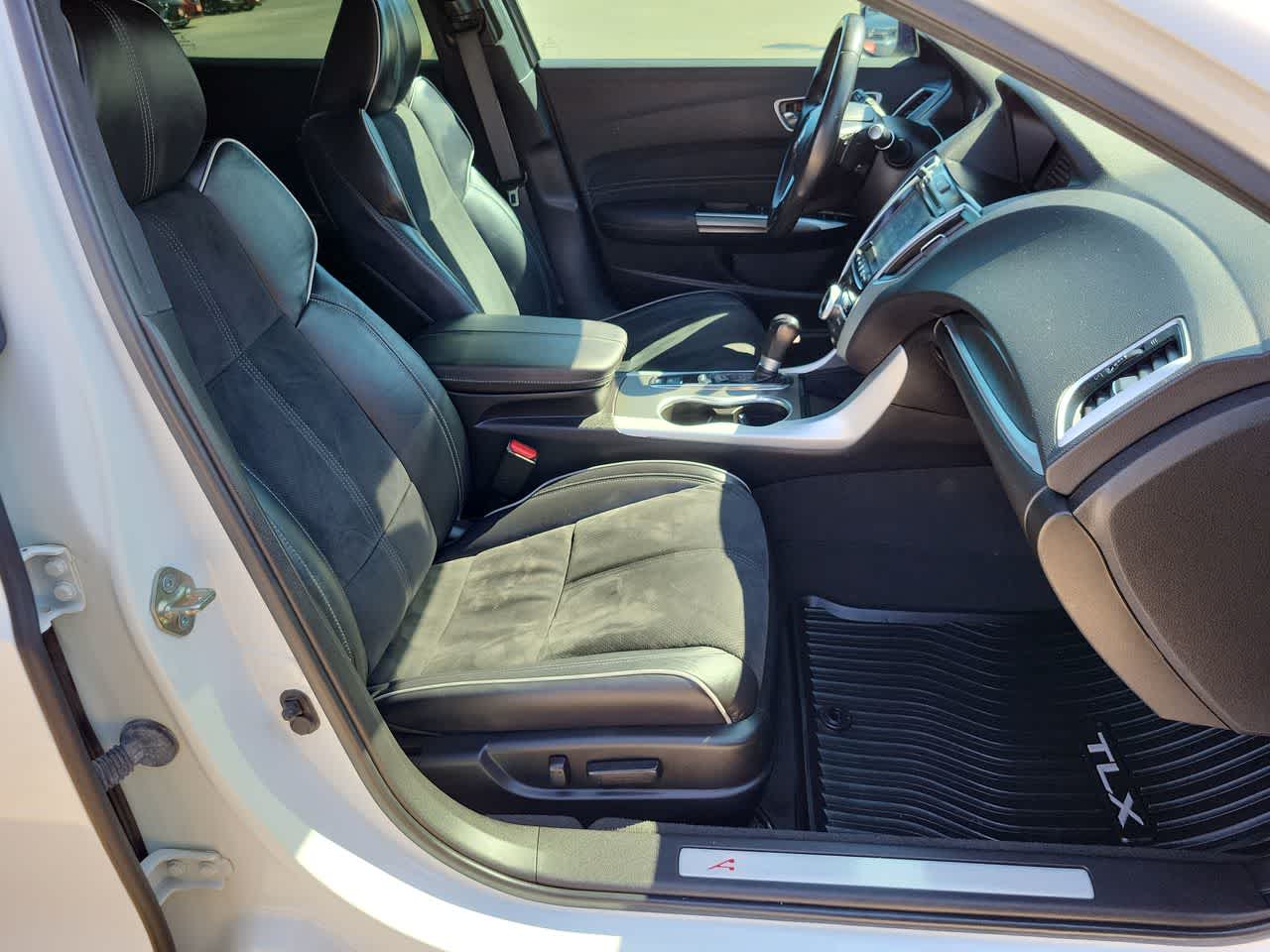 Thumbnail: 2020 Acura TLX - 22