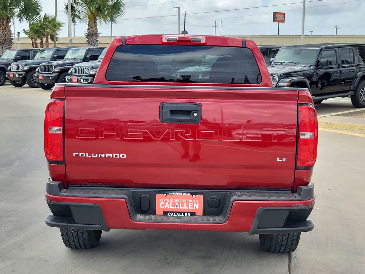 Thumbnail: 2021 Chevrolet Colorado - 13