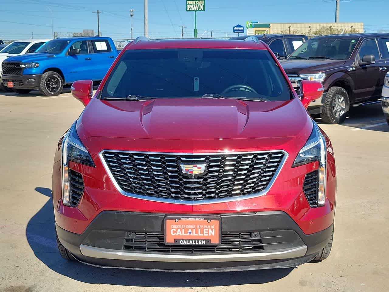 Thumbnail: 2023 Cadillac XT4 - 14