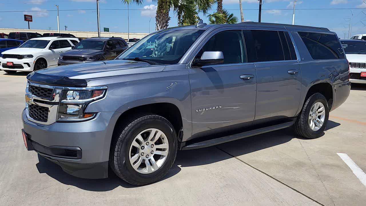 Thumbnail: 2019 Chevrolet Suburban - 4