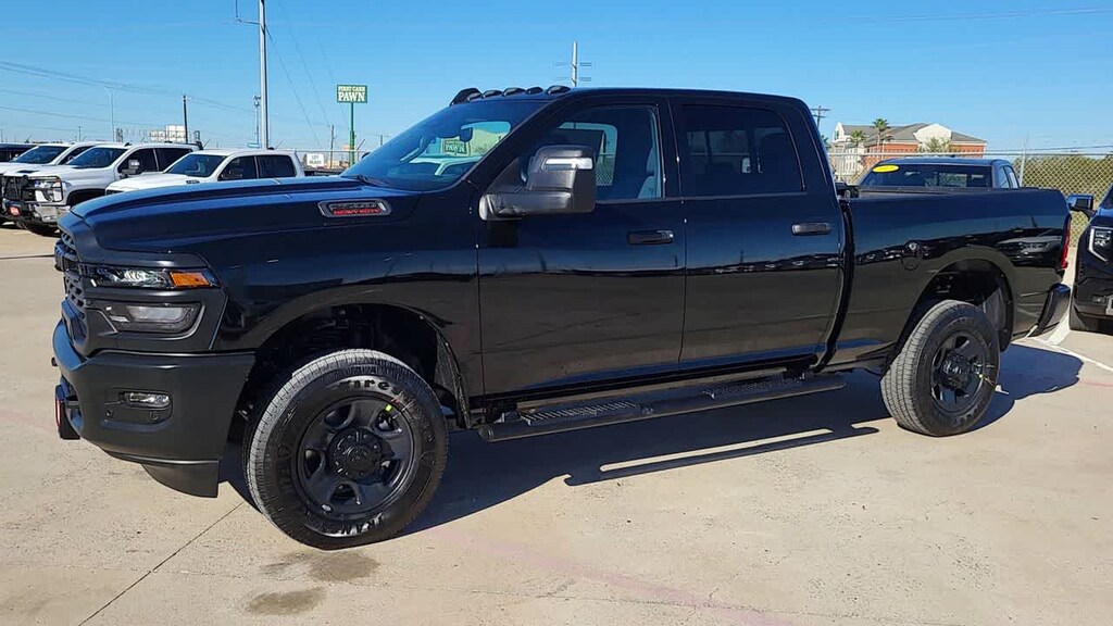 New 2026 Ram 2500 TRADESMAN CREW CAB 4X4 6'4 BOX Pickup