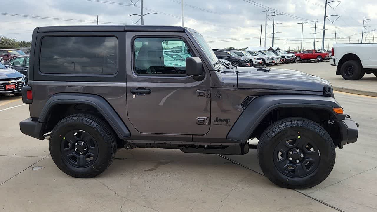 Thumbnail: 2026 Jeep Wrangler - 9