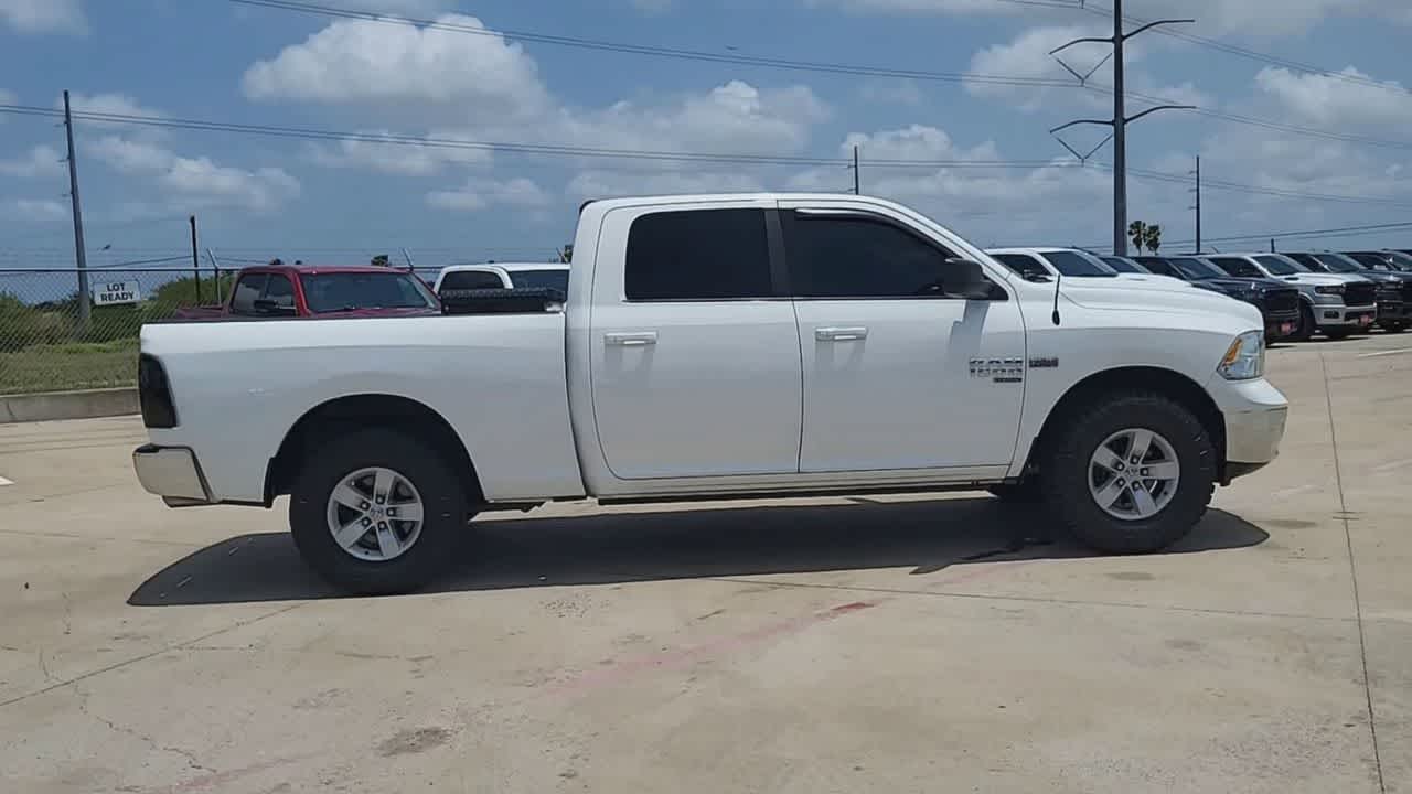 Thumbnail: 2019 RAM 1500 Classic - 9