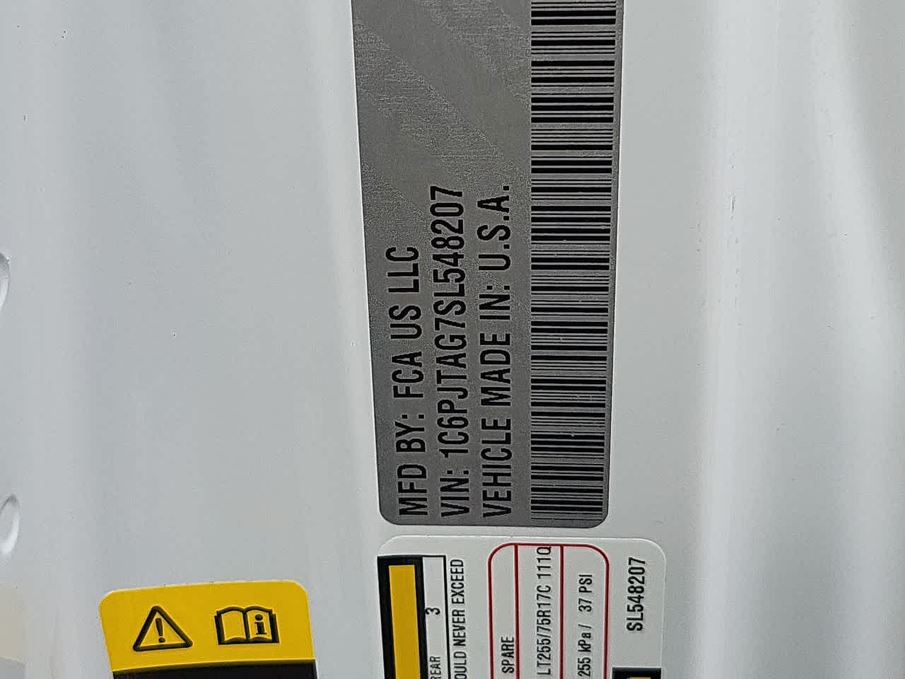 Thumbnail: 2025 Jeep Gladiator - 29