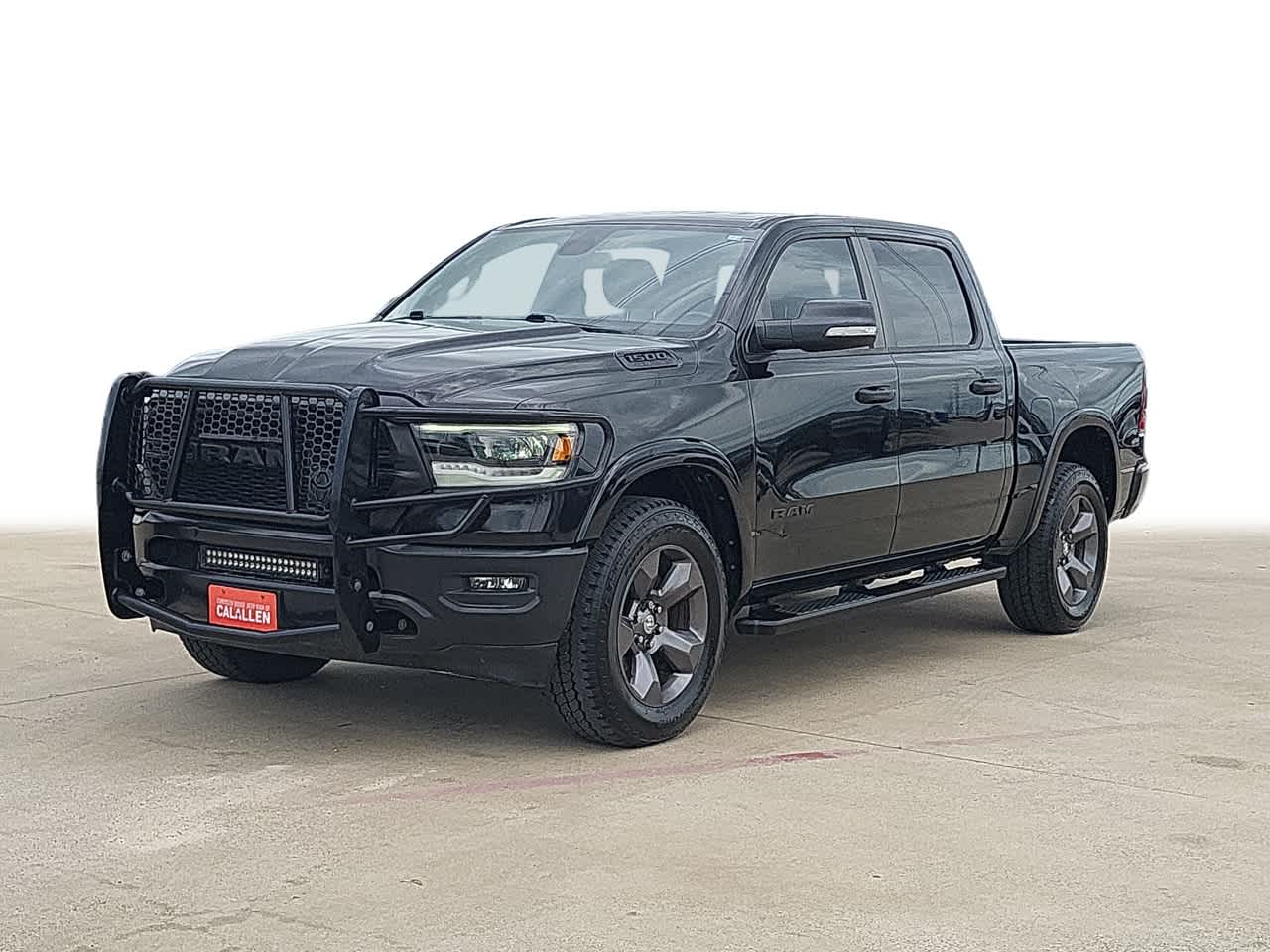 2020 RAM 1500 Big Horn/Lone Star 4x4 Crew Cab 5'7's photo