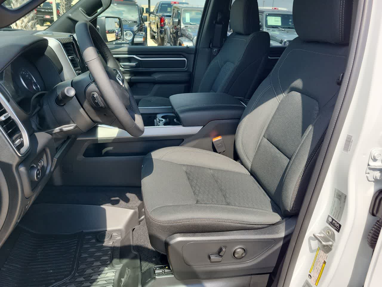 Thumbnail: 2026 RAM 1500 - 19