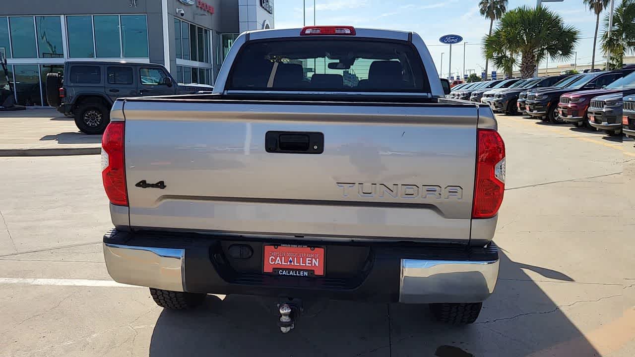 Thumbnail: 2018 Toyota Tundra - 7
