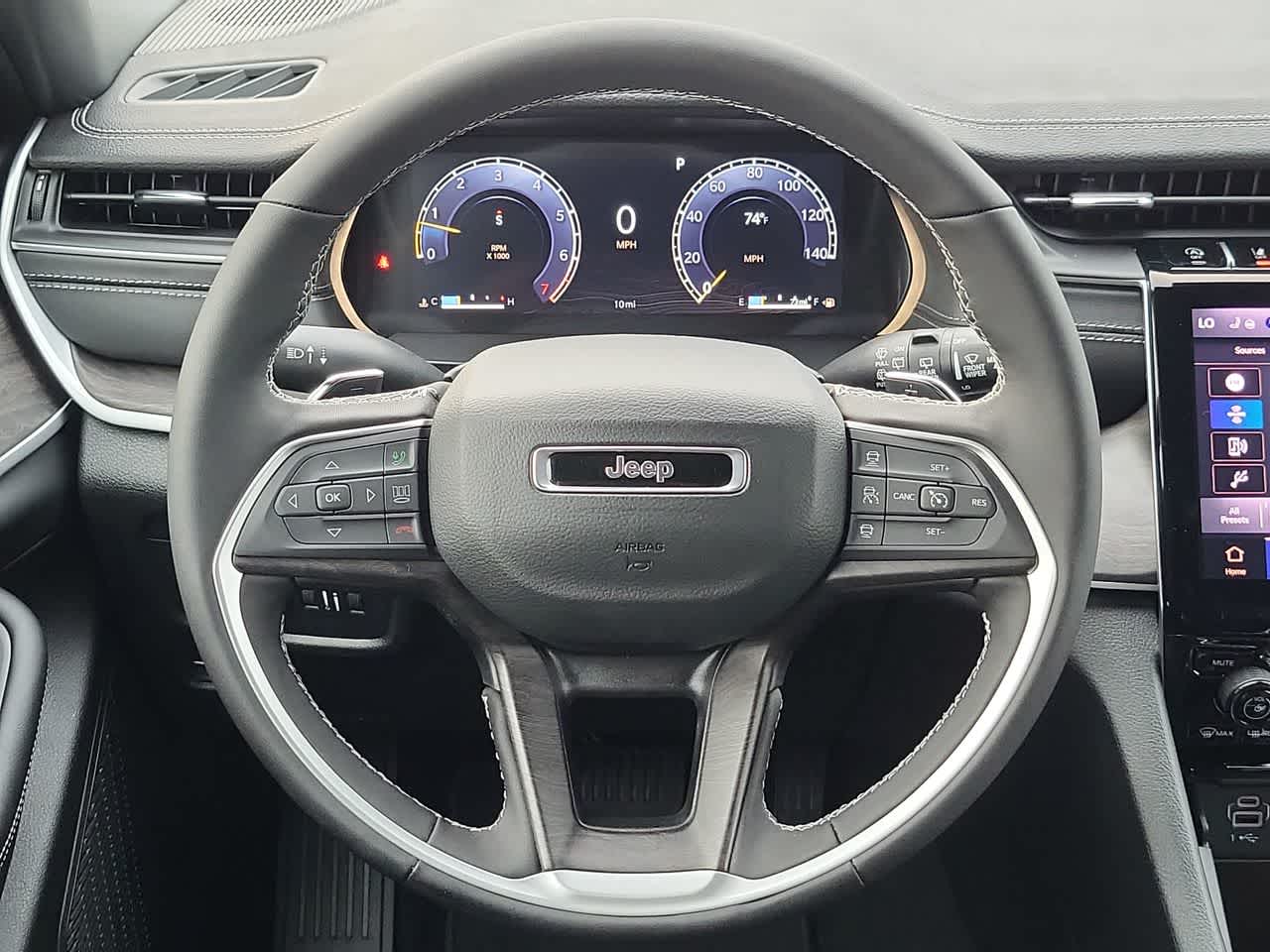 Thumbnail: 2025 Jeep Grand Cherokee - 23