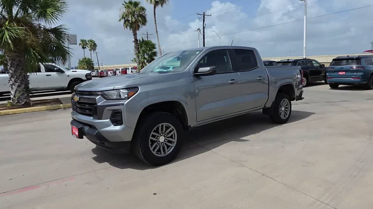 Thumbnail: 2024 Chevrolet Colorado - 4