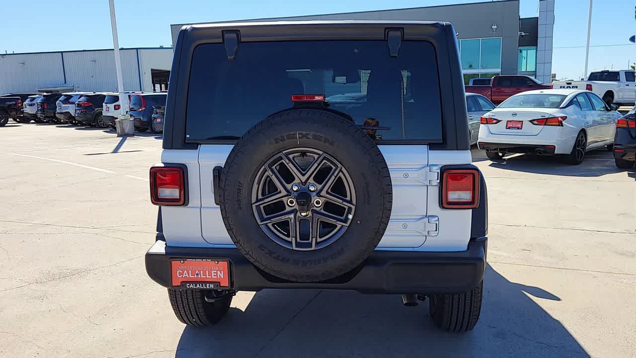 Thumbnail: 2026 Jeep Wrangler - 7