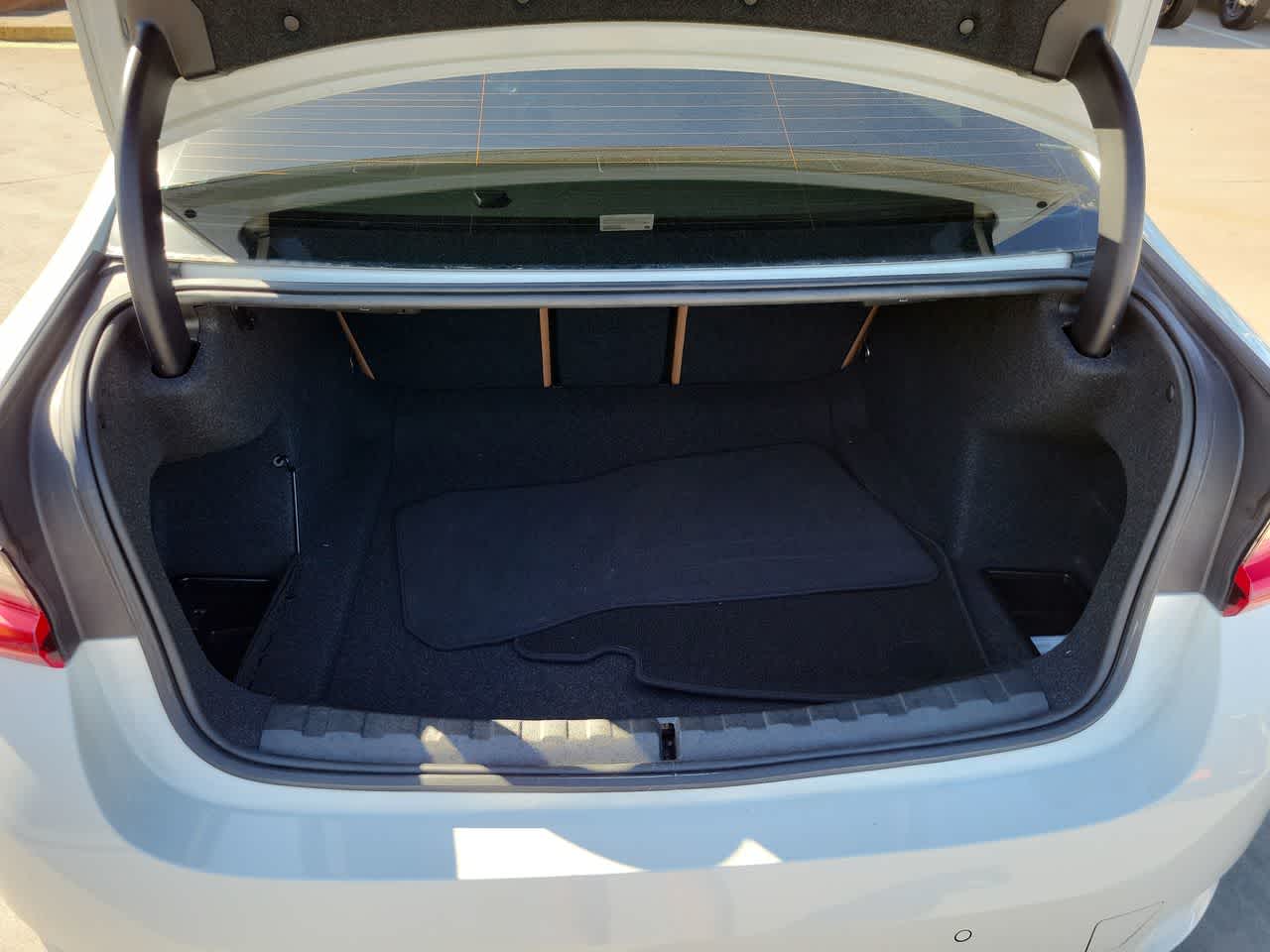 Thumbnail: 2023 BMW 3 Series - 27