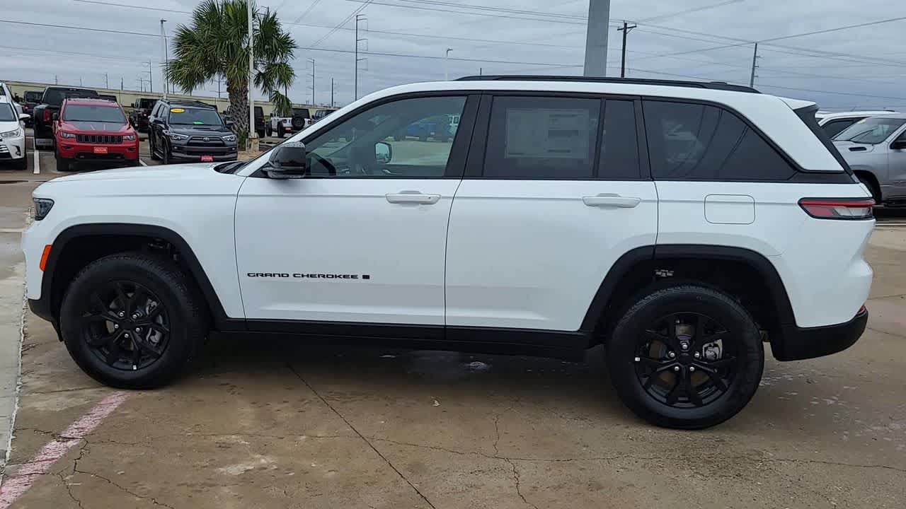 Thumbnail: 2025 Jeep Grand Cherokee - 5