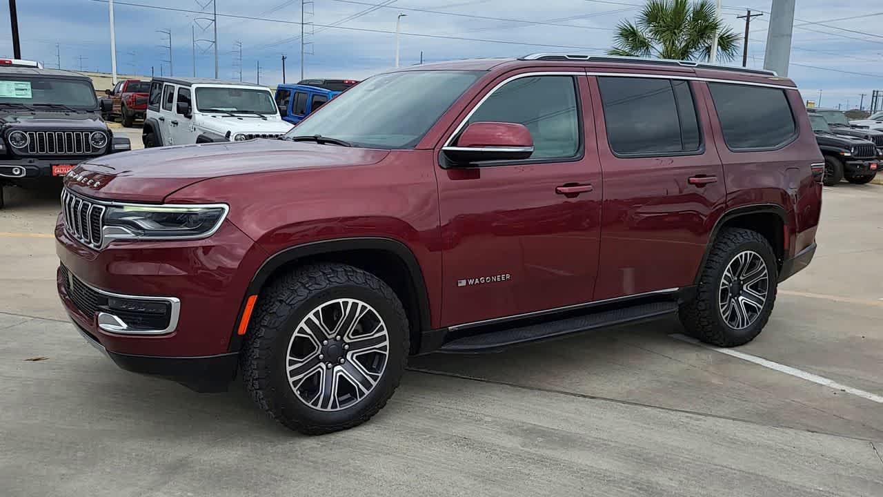 Thumbnail: 2022 Jeep Wagoneer - 4