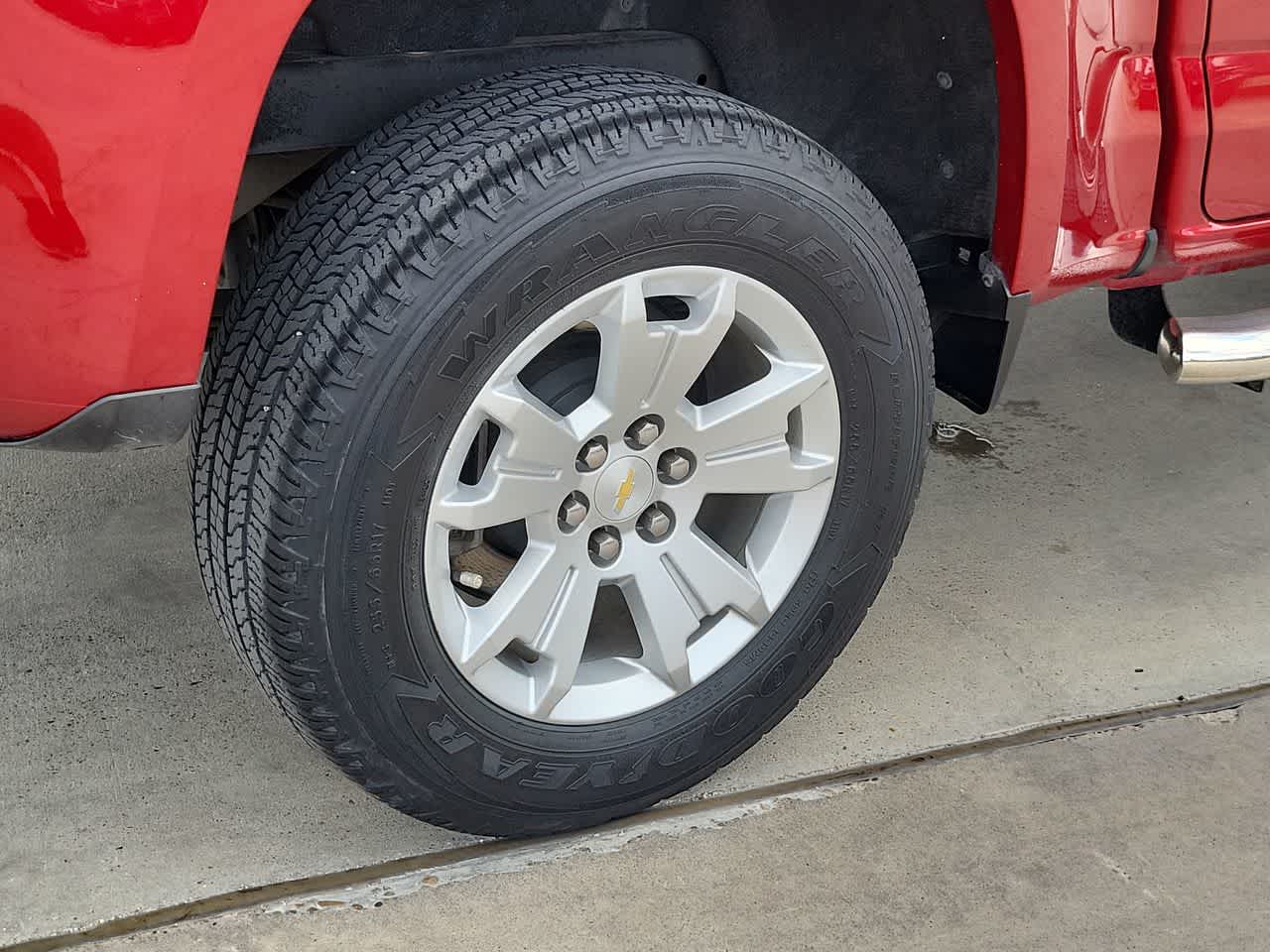 Thumbnail: 2021 Chevrolet Colorado - 16