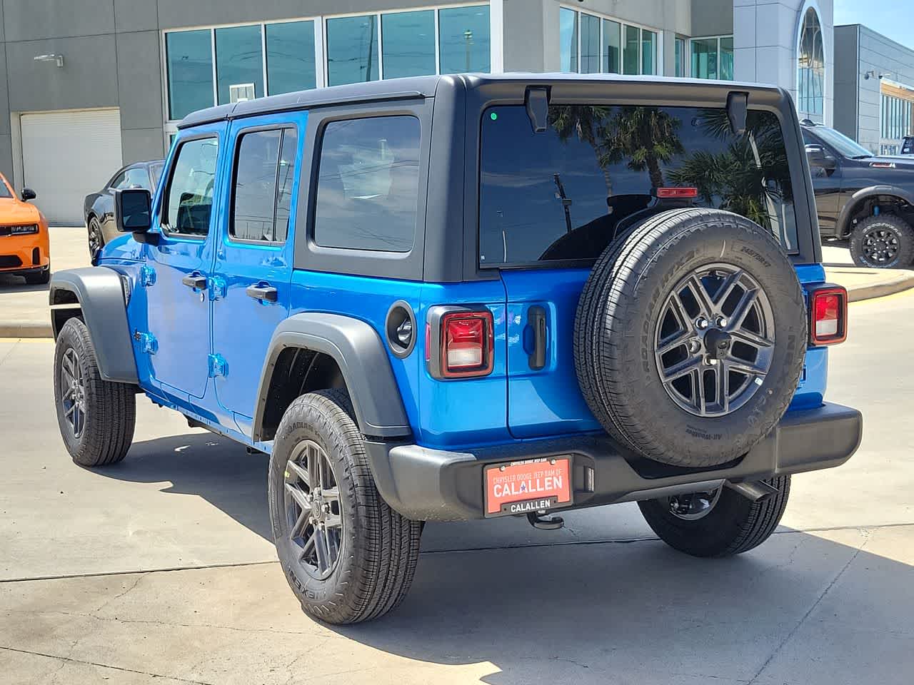 Thumbnail: 2025 Jeep Wrangler - 12