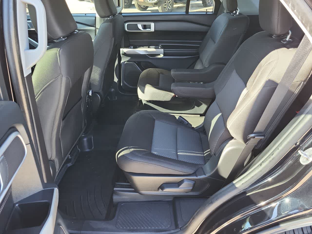 Thumbnail: 2022 Ford Explorer - 21