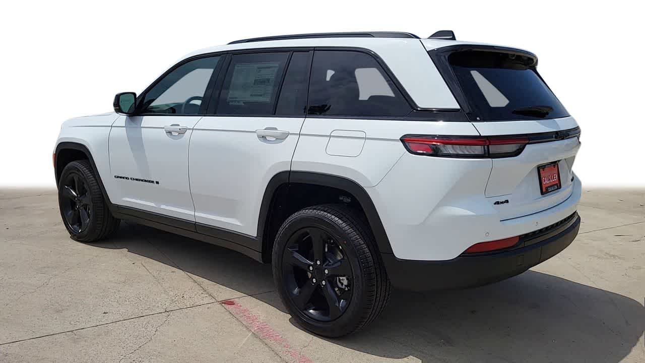 Thumbnail: 2025 Jeep Grand Cherokee - 6