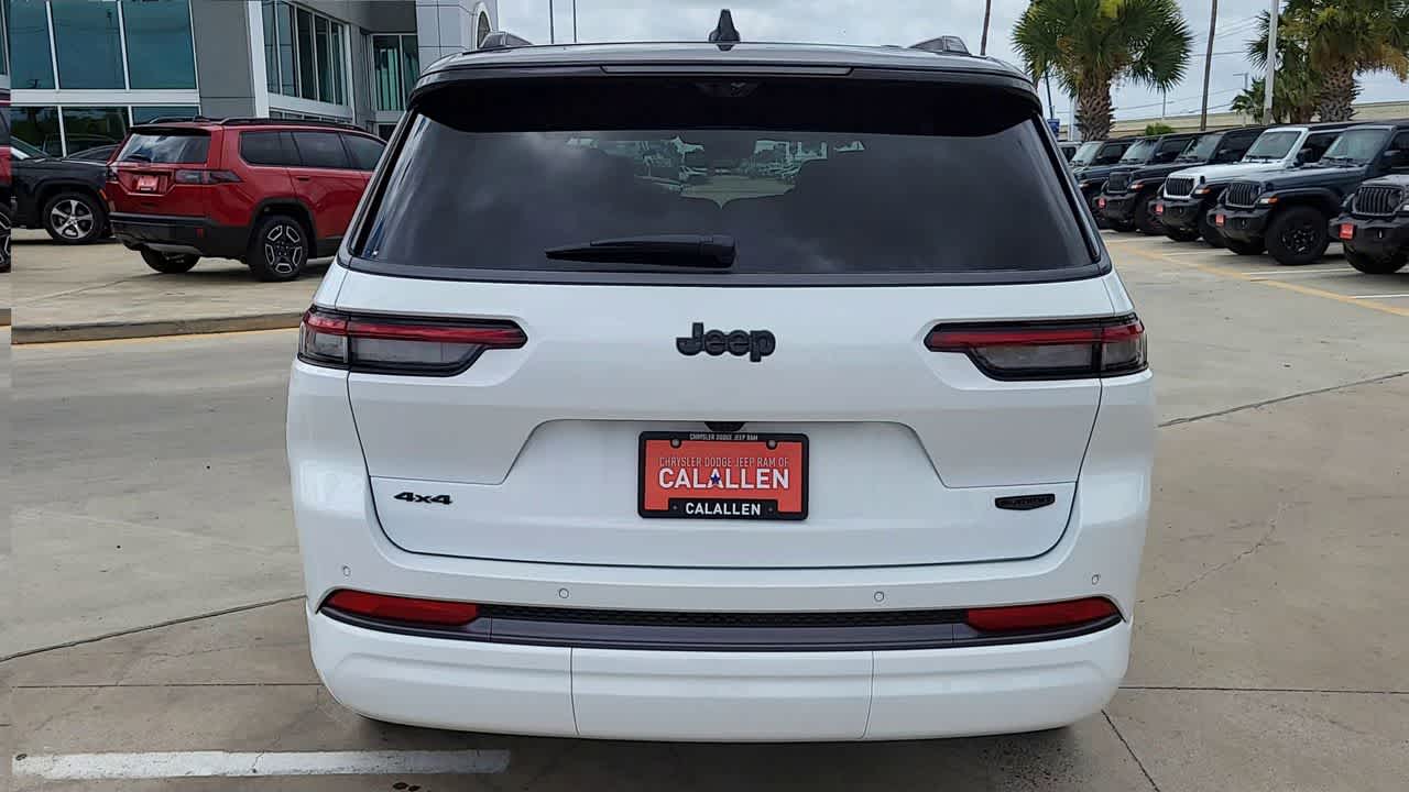 Thumbnail: 2026 Jeep Grand Cherokee - 7