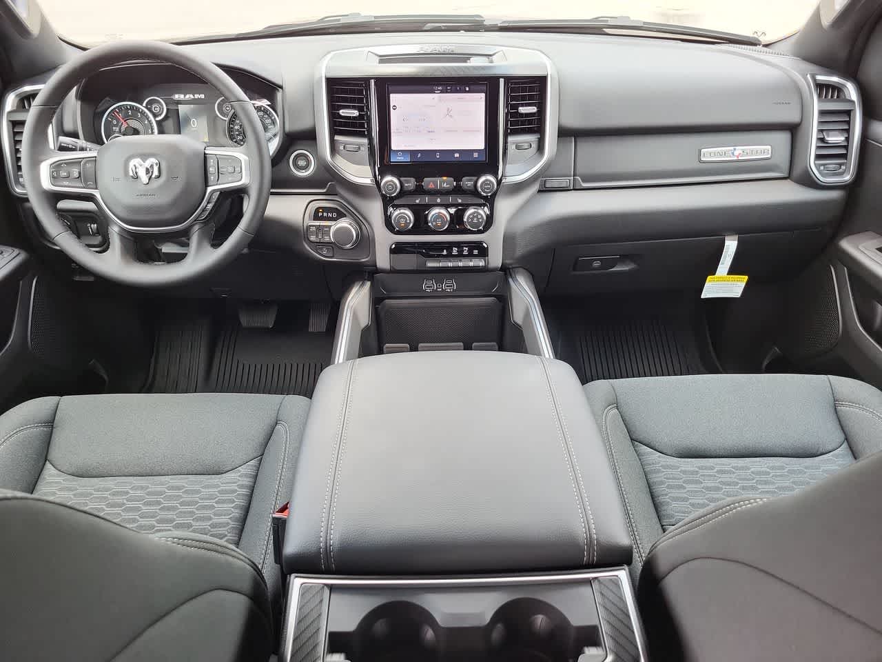 Thumbnail: 2025 RAM 1500 - 18