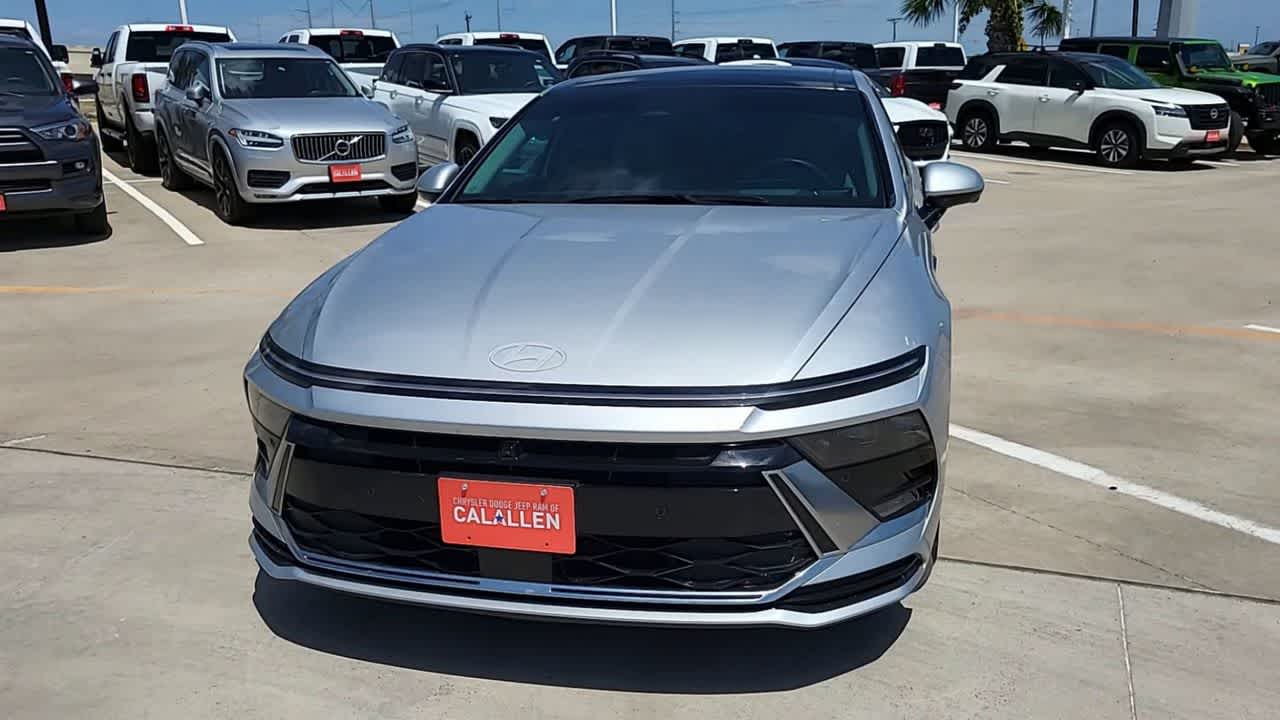 2024 Hyundai Sonata Hybrid Limited photo 3