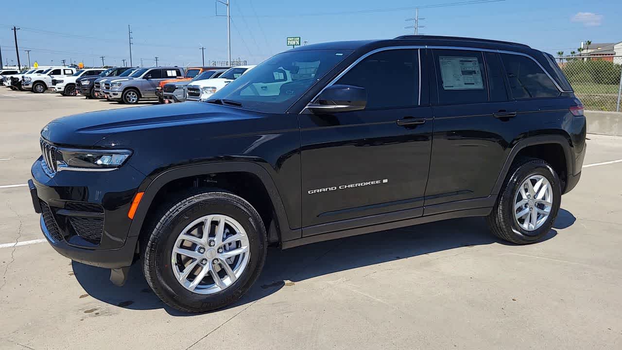 Thumbnail: 2025 Jeep Grand Cherokee - 4