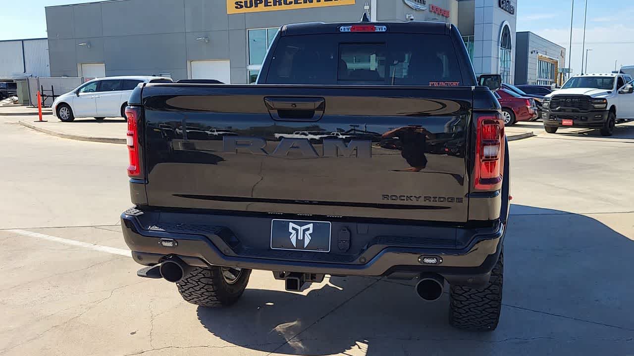 Thumbnail: 2026 RAM 1500 - 7
