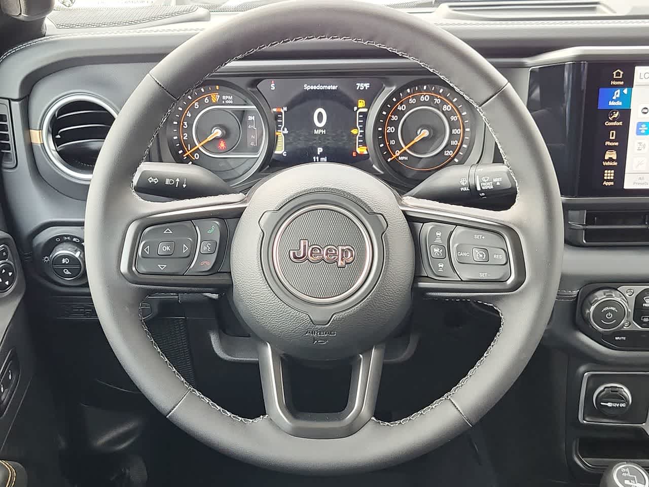 Thumbnail: 2025 Jeep Gladiator - 23