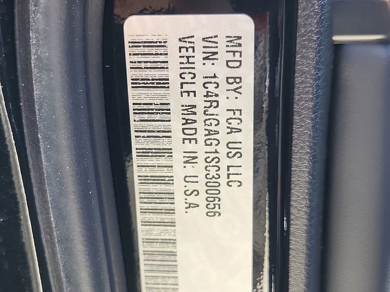 Thumbnail: 2025 Jeep Grand Cherokee - 29