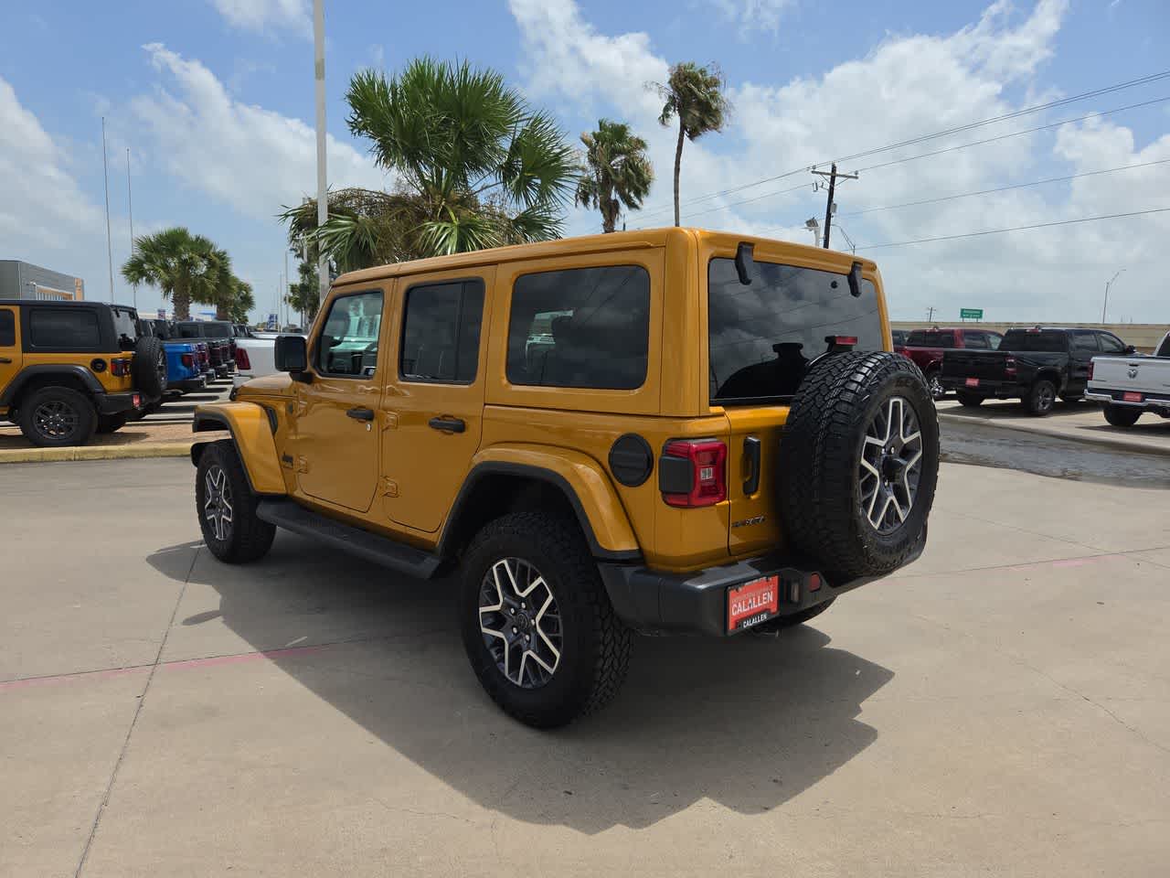 Thumbnail: 2026 Jeep Wrangler - 12