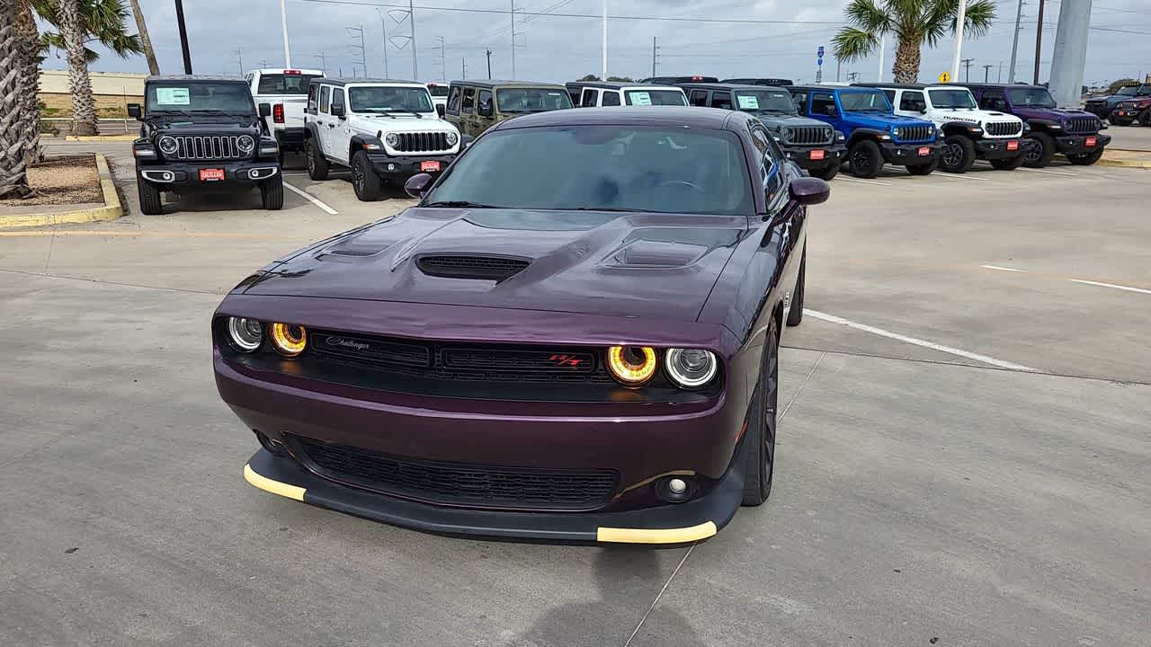Thumbnail: 2022 Dodge Challenger - 3