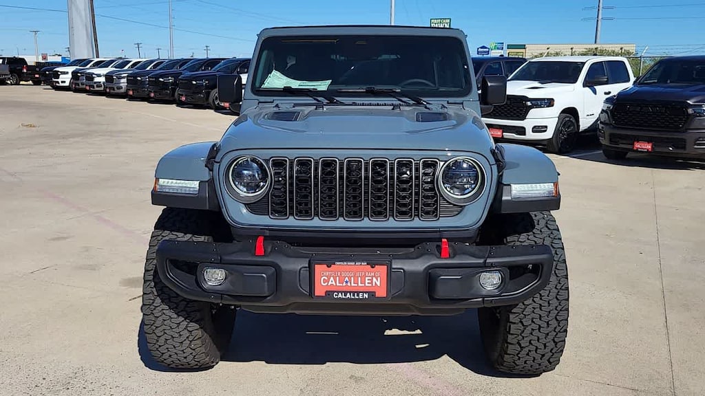 New 2026 Jeep Wrangler 4-DOOR RUBICON X Sport Utility