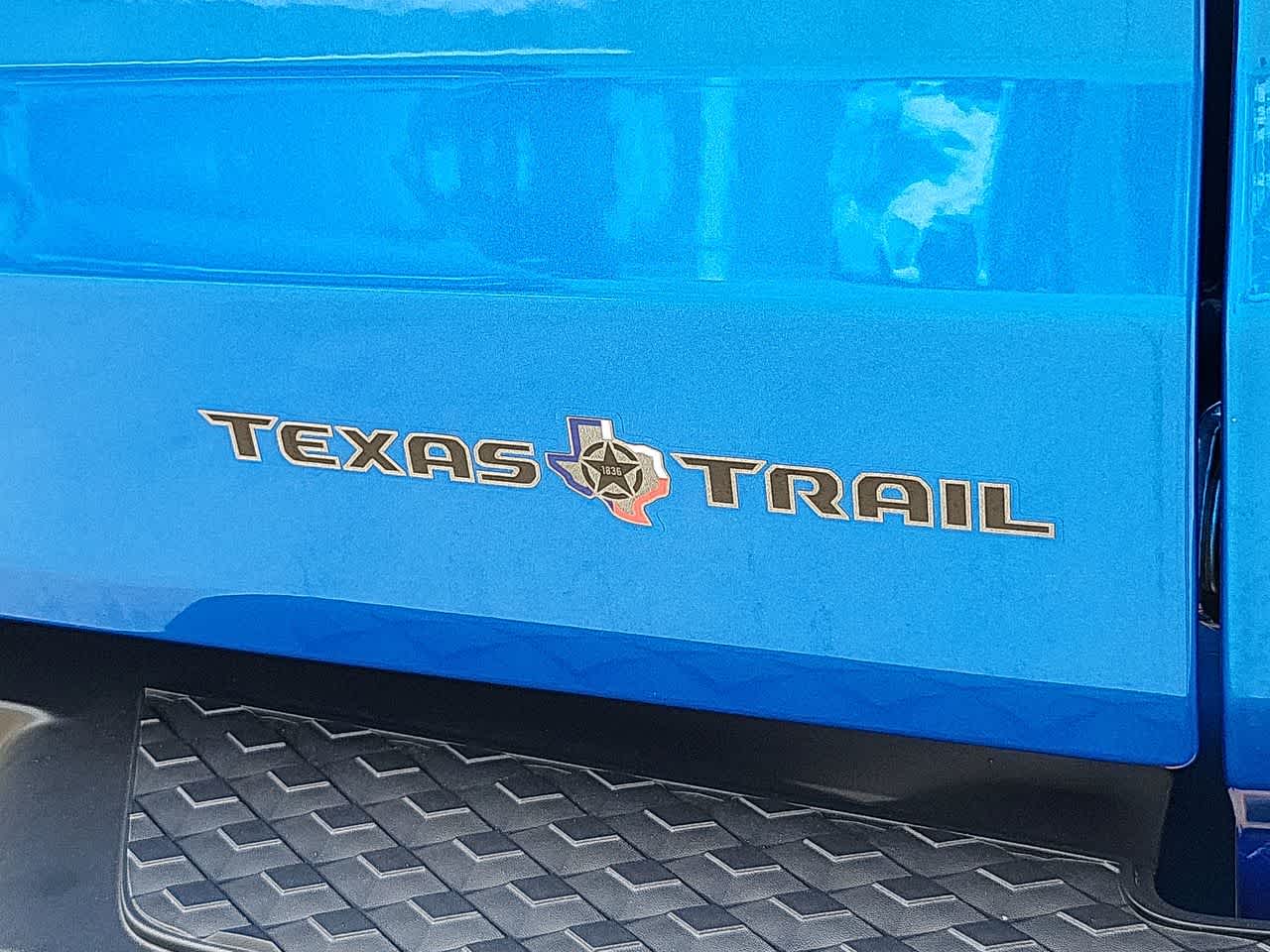 Thumbnail: 2026 Jeep Gladiator - 15