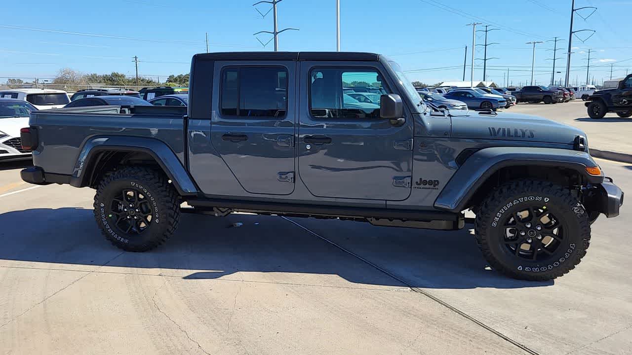 Thumbnail: 2026 Jeep Gladiator - 9