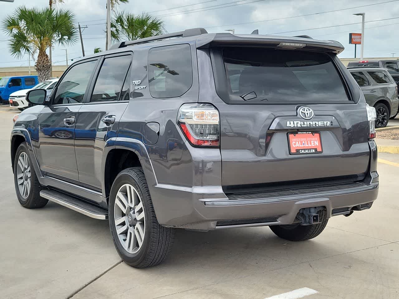 Thumbnail: 2023 Toyota 4Runner - 12