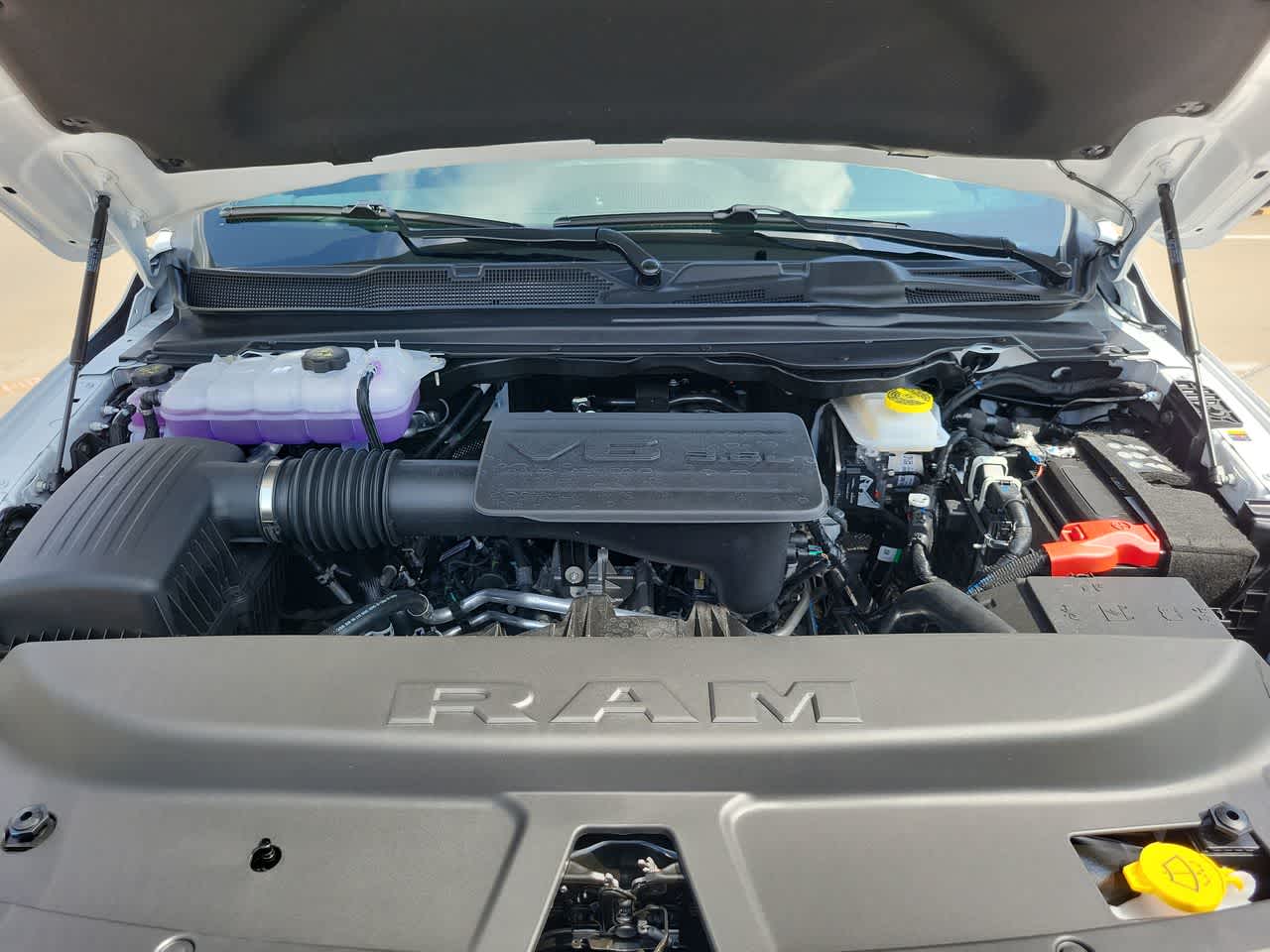Thumbnail: 2026 RAM 1500 - 17