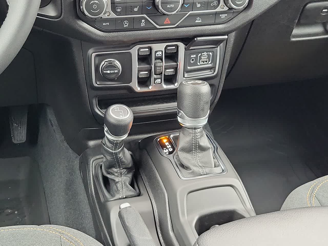 Thumbnail: 2026 Jeep Wrangler - 25